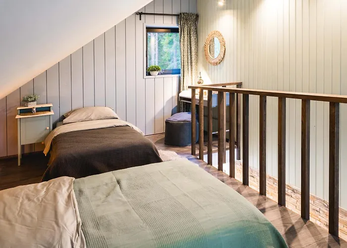 Dirhami Jacuzzi Villa